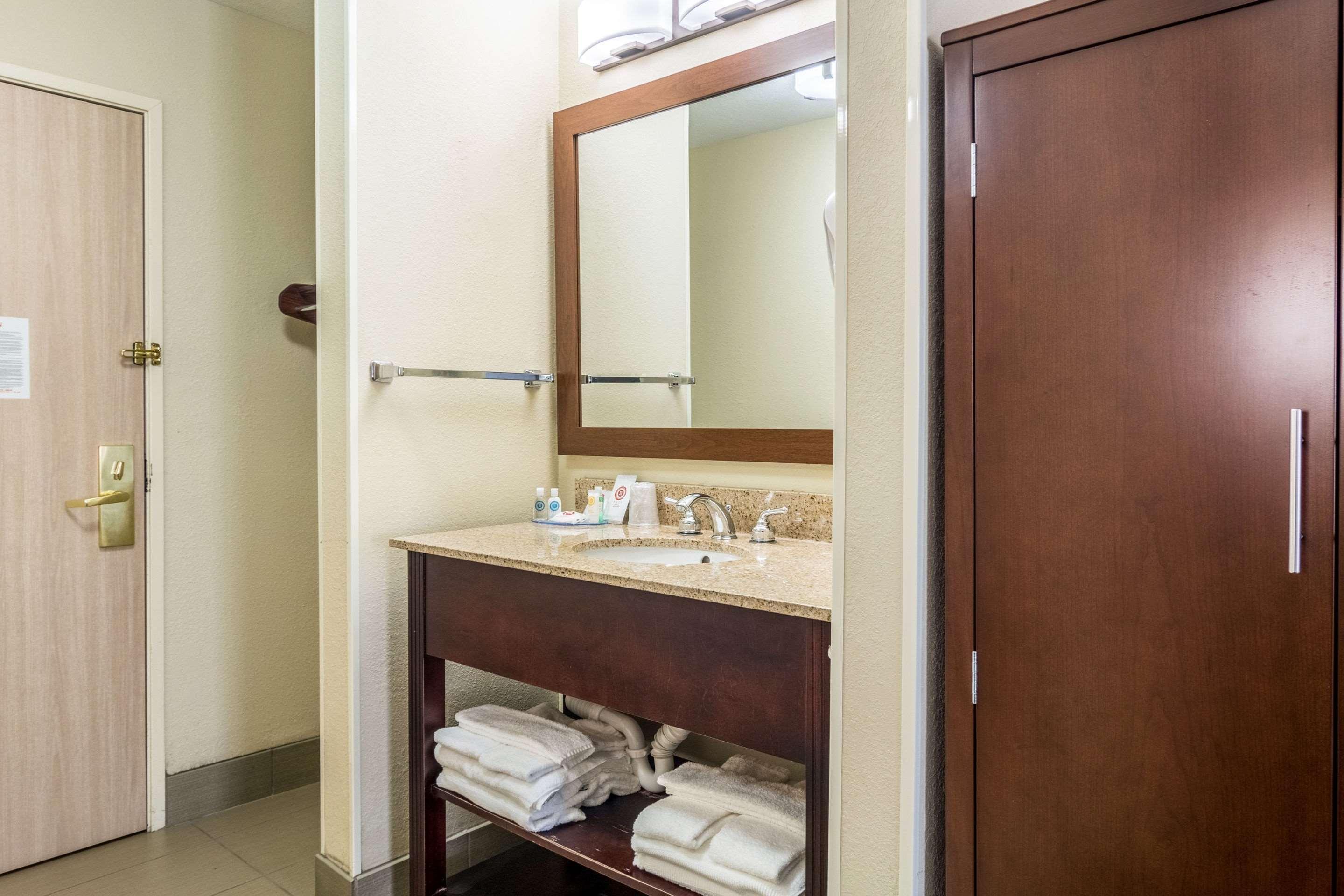 Comfort Inn & Suites - Hannibal Exterior photo